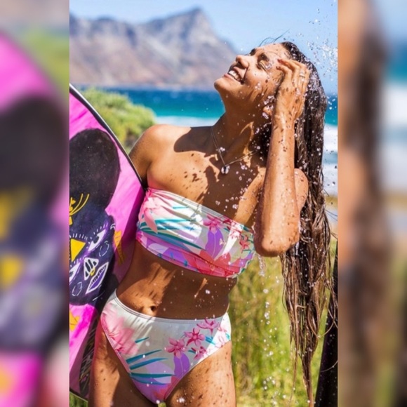 Billabong 🌸 Lost in Daydreams Floral Tropical Maui Bikini Bottom - Picture 2 of 13